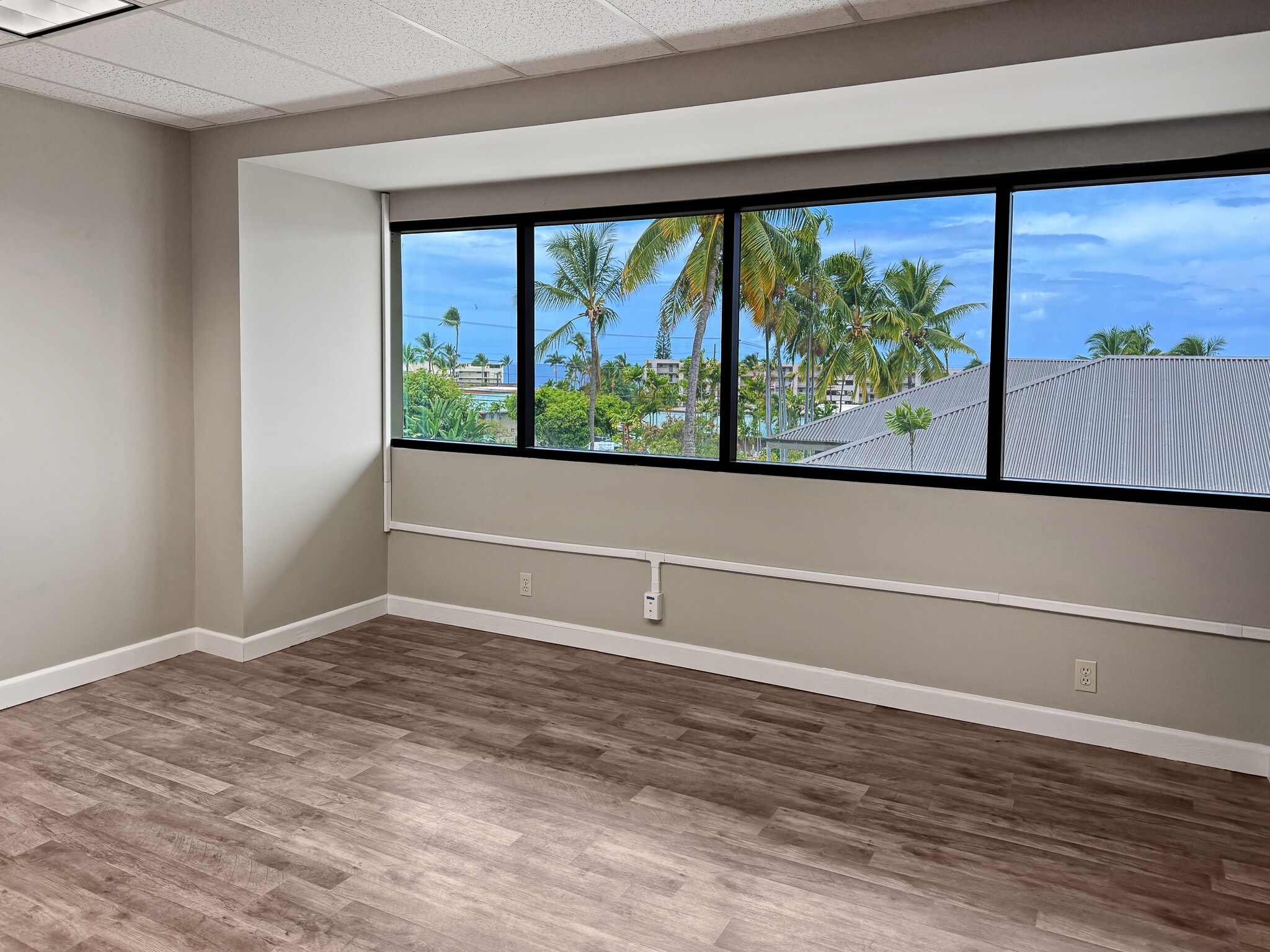 75-167 Hualalai Rd, Kailua Kona, HI à louer Photo intérieure– Image 1 sur 11