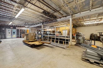 2918-2930 Asbury Rd, Knoxville, TN à louer Photo de l’immeuble– Image 2 sur 6