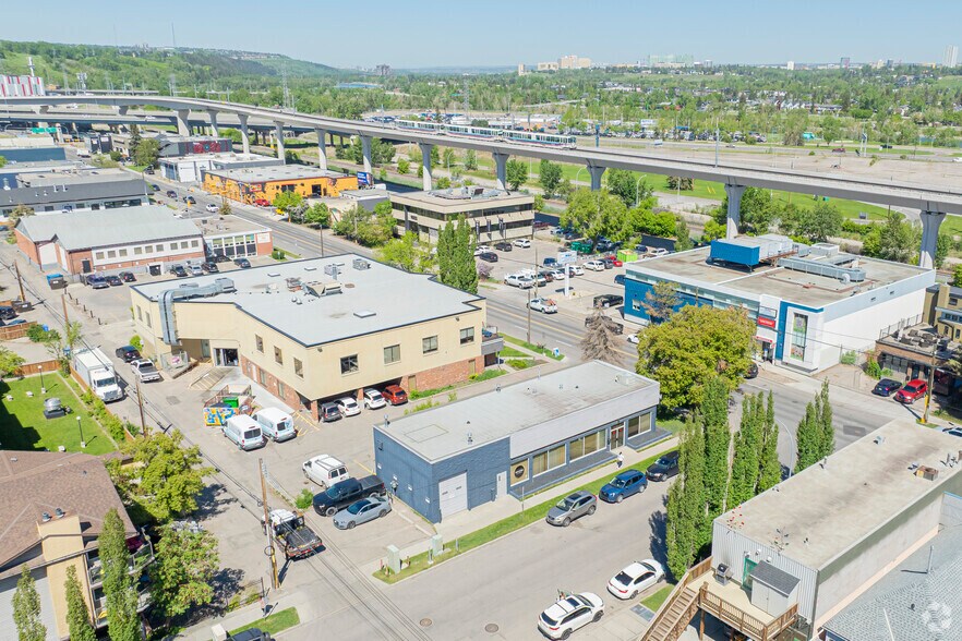 1801 10th Ave SW, Calgary, AB à louer - Aérien – Image 3 sur 3