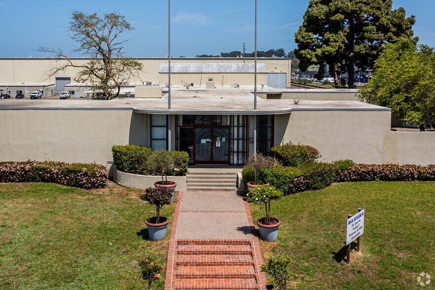 2801 Giant Rd, Richmond, CA à louer - Photo de l’immeuble – Image 2 sur 5