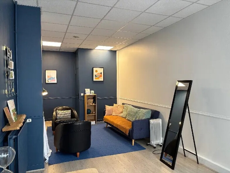 Bureau dans Levallois-Perret à louer - Photo de l’immeuble – Image 1 sur 5