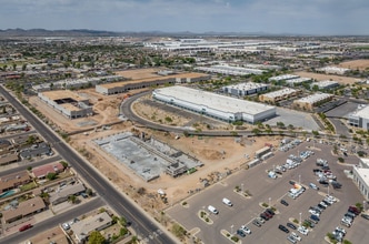 13550 W Auto Dr, Goodyear, AZ à louer Photo de l’immeuble– Image 2 sur 7