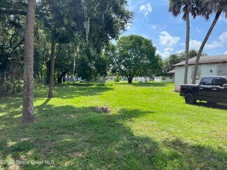 Plus de détails pour 929 S Deleon Ave, Titusville, FL - Spécialisé à vendre