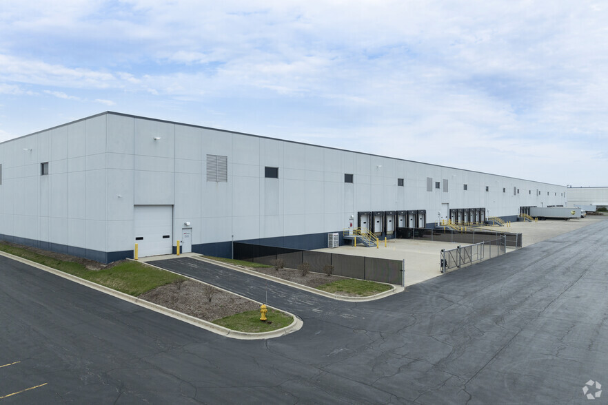 9200-9260 W 55th St, McCook, IL à louer - Photo de l’immeuble – Image 3 sur 6