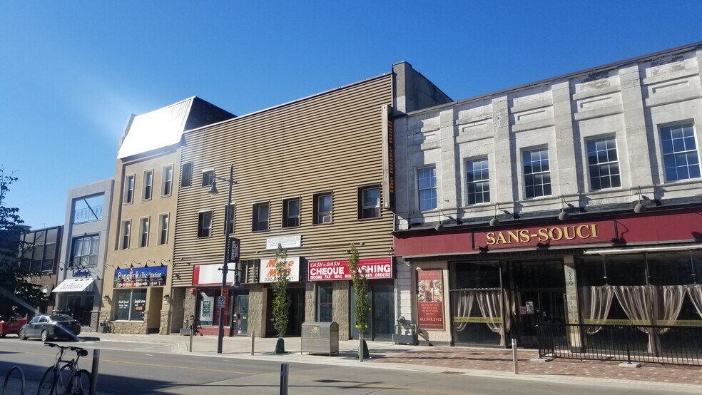 232 Front St, Belleville, ON à louer - Photo principale – Image 1 sur 14