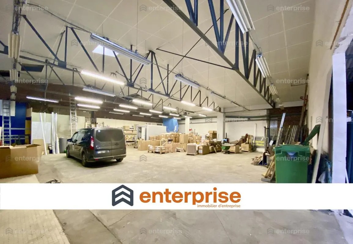 Local d'activités dans Péronne à vendre Photo de l’immeuble– Image 1 sur 3