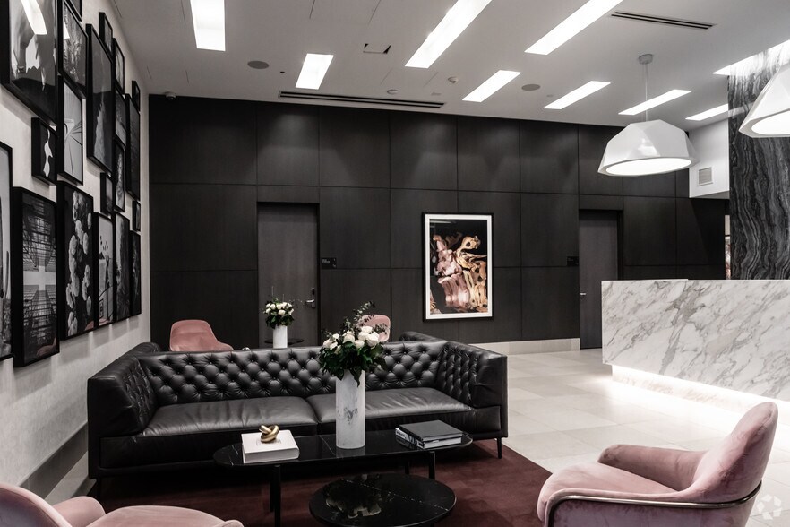 825 S Hill St, Los Angeles, CA à louer - Photo intérieure – Image 3 sur 72