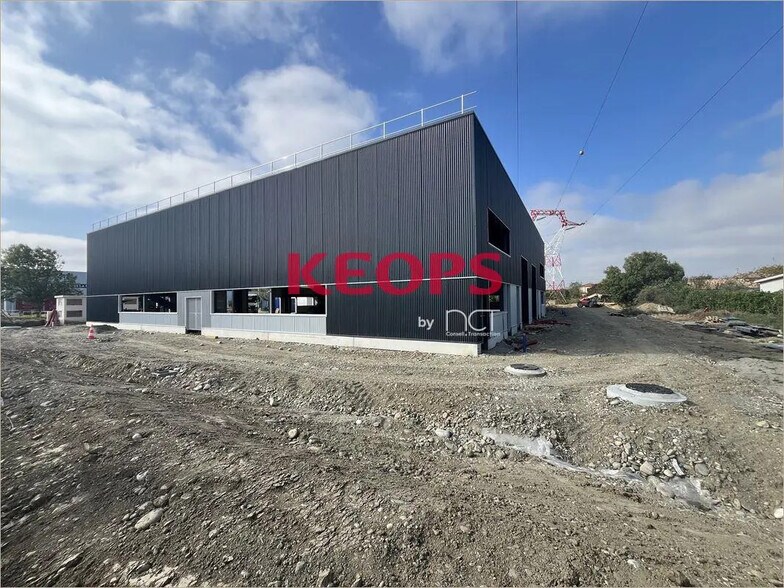 Local d'activités dans PORTET-SUR-GARONNE à vendre - Photo de l’immeuble – Image 2 sur 6