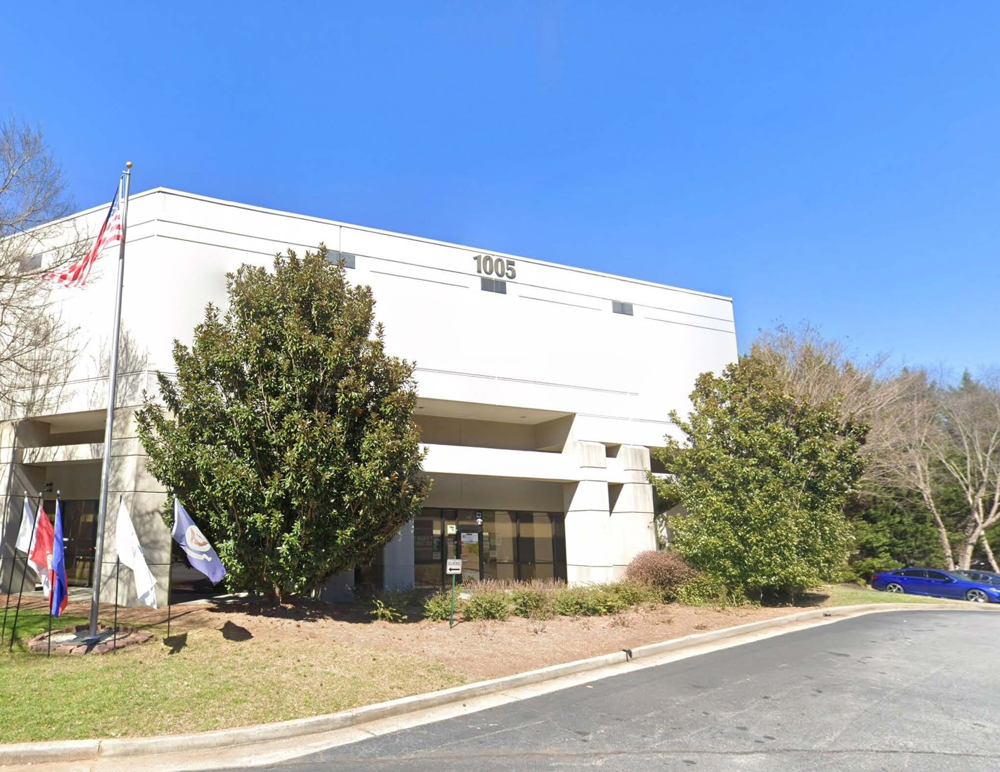 1005 Satellite Blvd, Suwanee, GA à louer Photo de l’immeuble– Image 1 sur 7