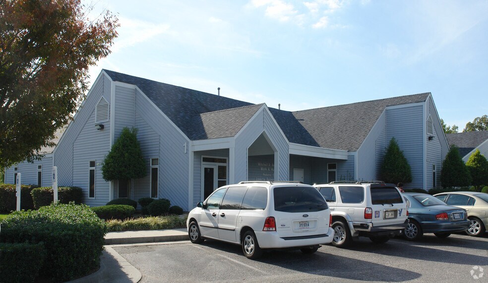 12725 Mcmanus Blvd, Newport News, VA à louer - Photo principale – Image 1 sur 10