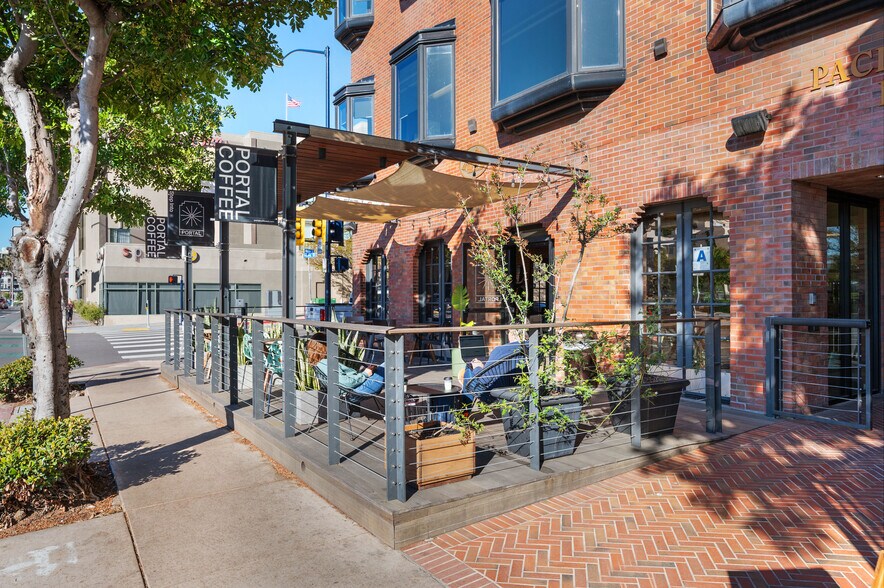 1431 Pacific Hwy, San Diego, CA à vendre - Photo de l’immeuble – Image 3 sur 21