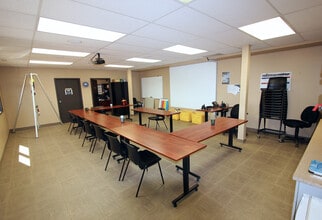 210 MacLennan Cres, Fort McMurray, AB à louer Photo intérieure– Image 2 sur 7