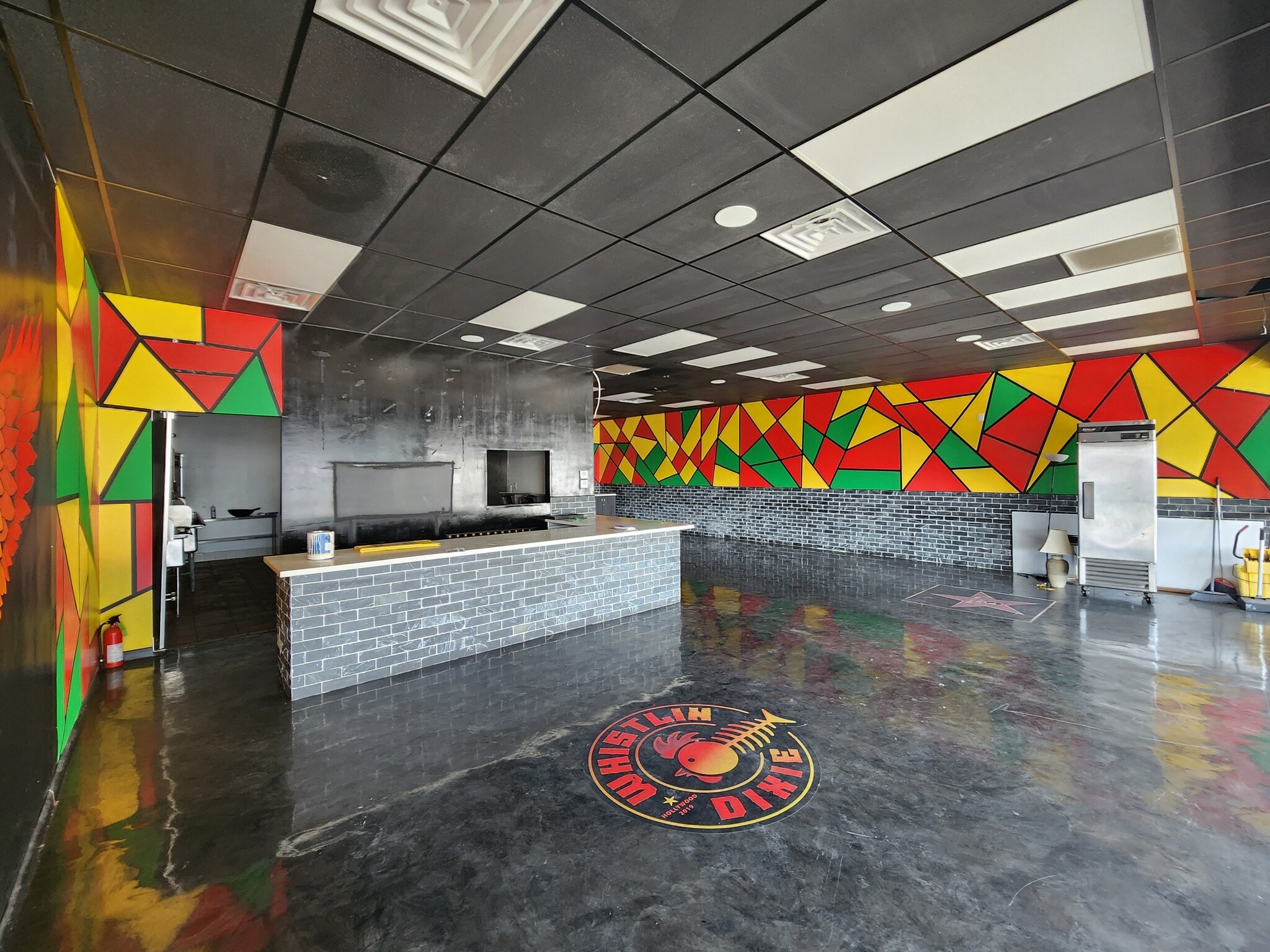 1523-1543 N La Brea Ave, Los Angeles, CA à louer Photo intérieure– Image 1 sur 6