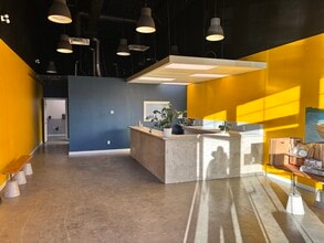 10 Copperpond Passage SE, Calgary, AB à louer Photo intérieure– Image 2 sur 3