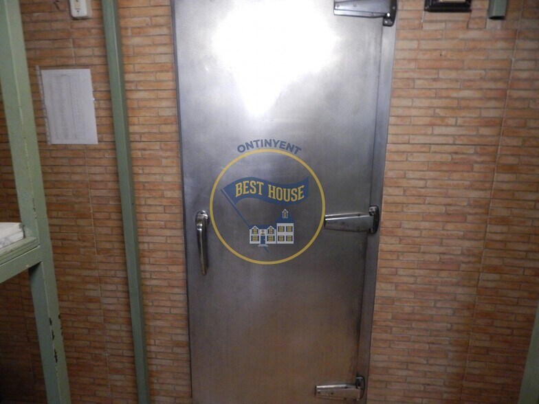 Local commercial dans Ontinyent, Valencia à louer - Photo de l’immeuble – Image 1 sur 8