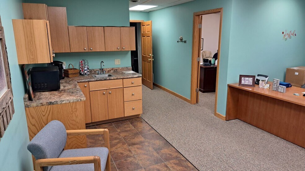 203 W Arnold Ave, Arnold, NE à vendre - Photo intérieure – Image 2 sur 7