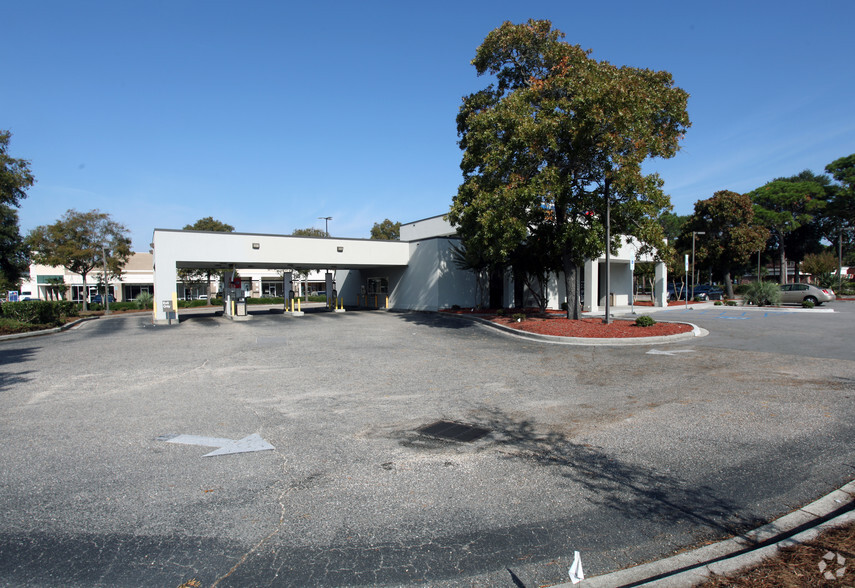 7815 N Kings Hwy, Myrtle Beach, SC à louer - Photo de l’immeuble – Image 3 sur 5