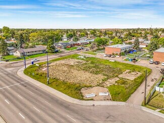 Plus de détails pour 13408 Fort Rd NW, Edmonton, AB - Local commercial à louer