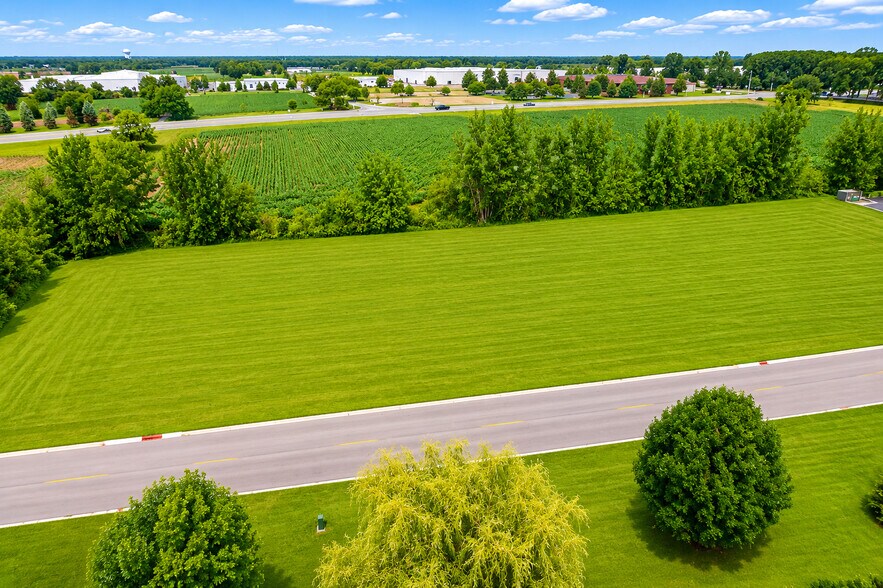 Lot 103 Mediterranean Dr, Sycamore, IL à vendre - Photo de l’immeuble – Image 3 sur 5