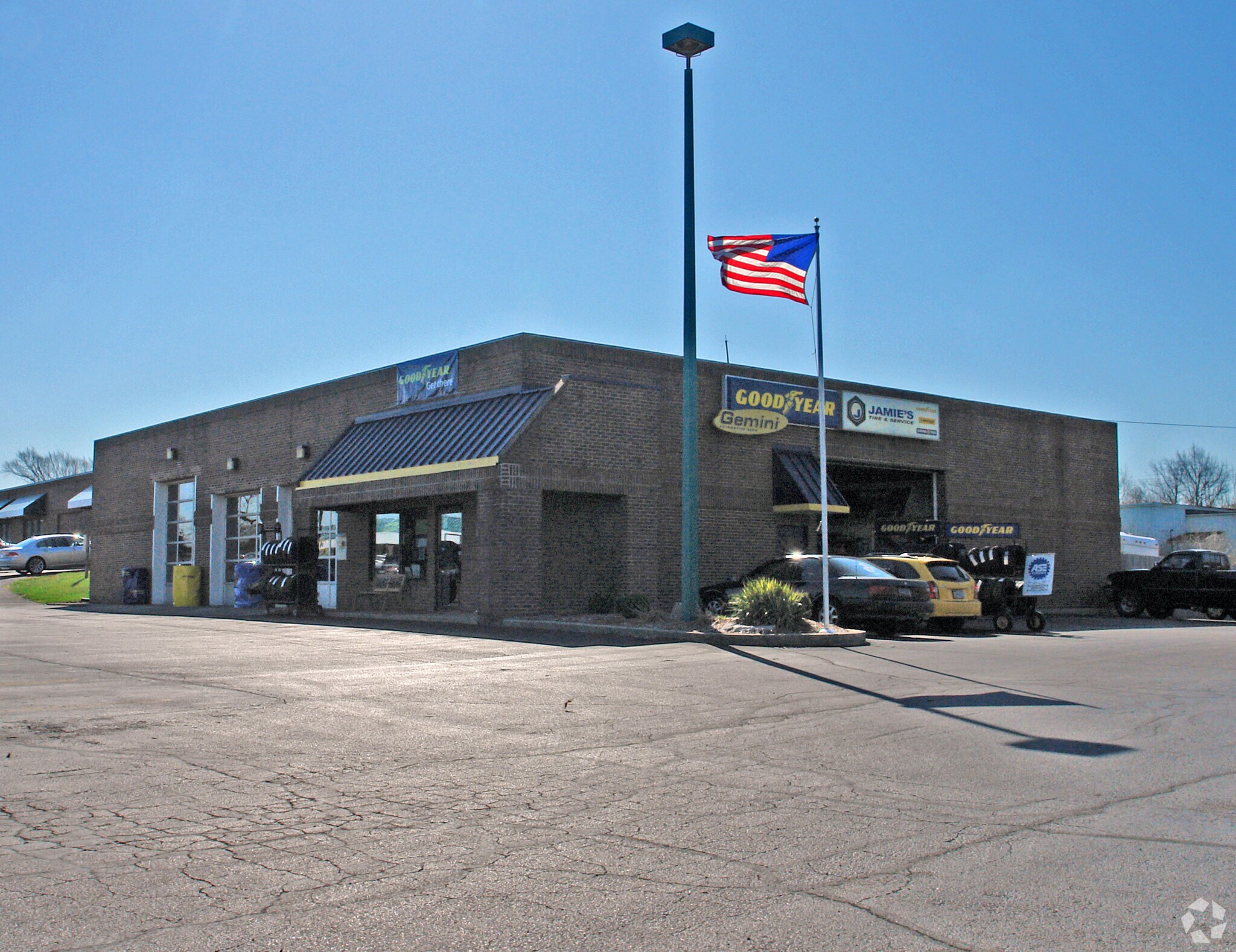 2324-2346 Grange Hall Rd, Dayton, OH à louer Photo principale– Image 1 sur 7