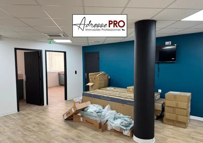 Plus de détails pour Bureau à vendre