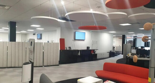 Plus de détails pour Local commercial à vendre