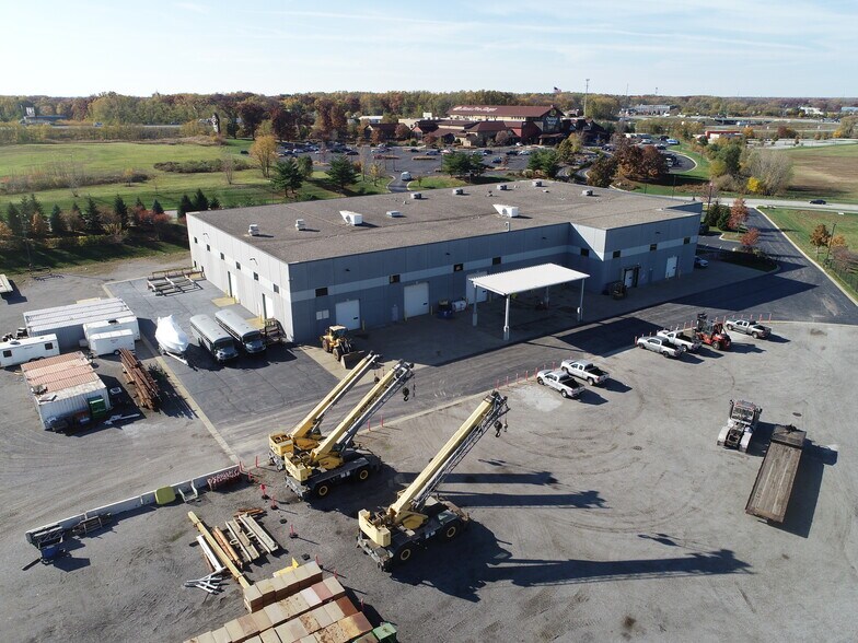 6500 Daniel Burnham Drive, Portage, IN à louer - Photo de l’immeuble – Image 2 sur 2