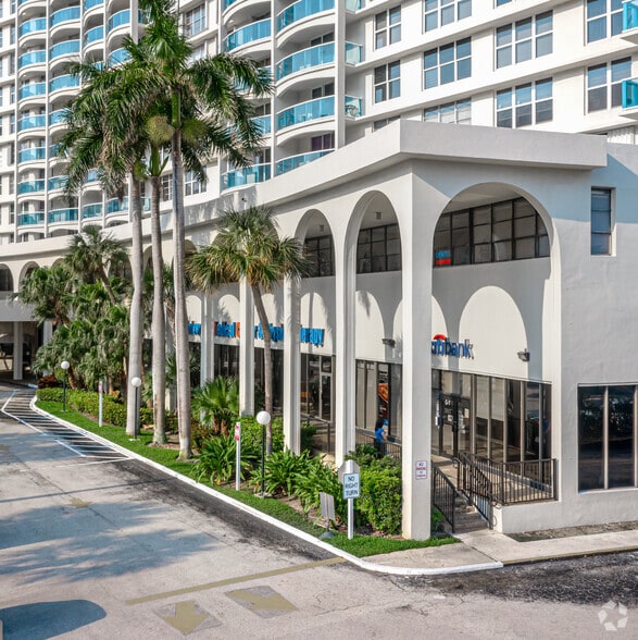3800 S Ocean Dr, Hollywood, FL à vendre - Photo de l’immeuble – Image 3 sur 16