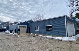 Plus de détails pour 330-336 E Main St, Twin Lakes, WI - Local commercial, Local d'activités à louer