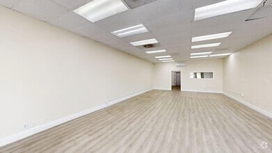 2218-2298 S Garey Ave, Pomona, CA à louer Numérisation 3D Matterport– Image 1 sur 10