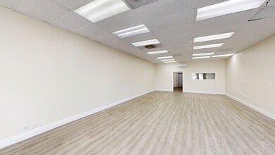 2218-2298 S Garey Ave, Pomona, CA à louer Numérisation 3D Matterport– Image 1 sur 10