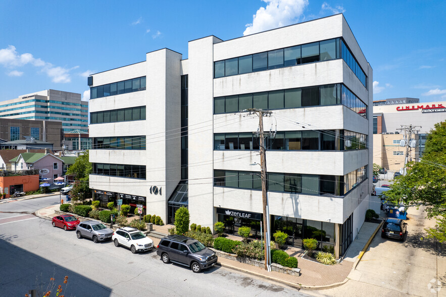 101 E Chesapeake Ave, Towson, MD à louer - Photo de l’immeuble – Image 1 sur 8