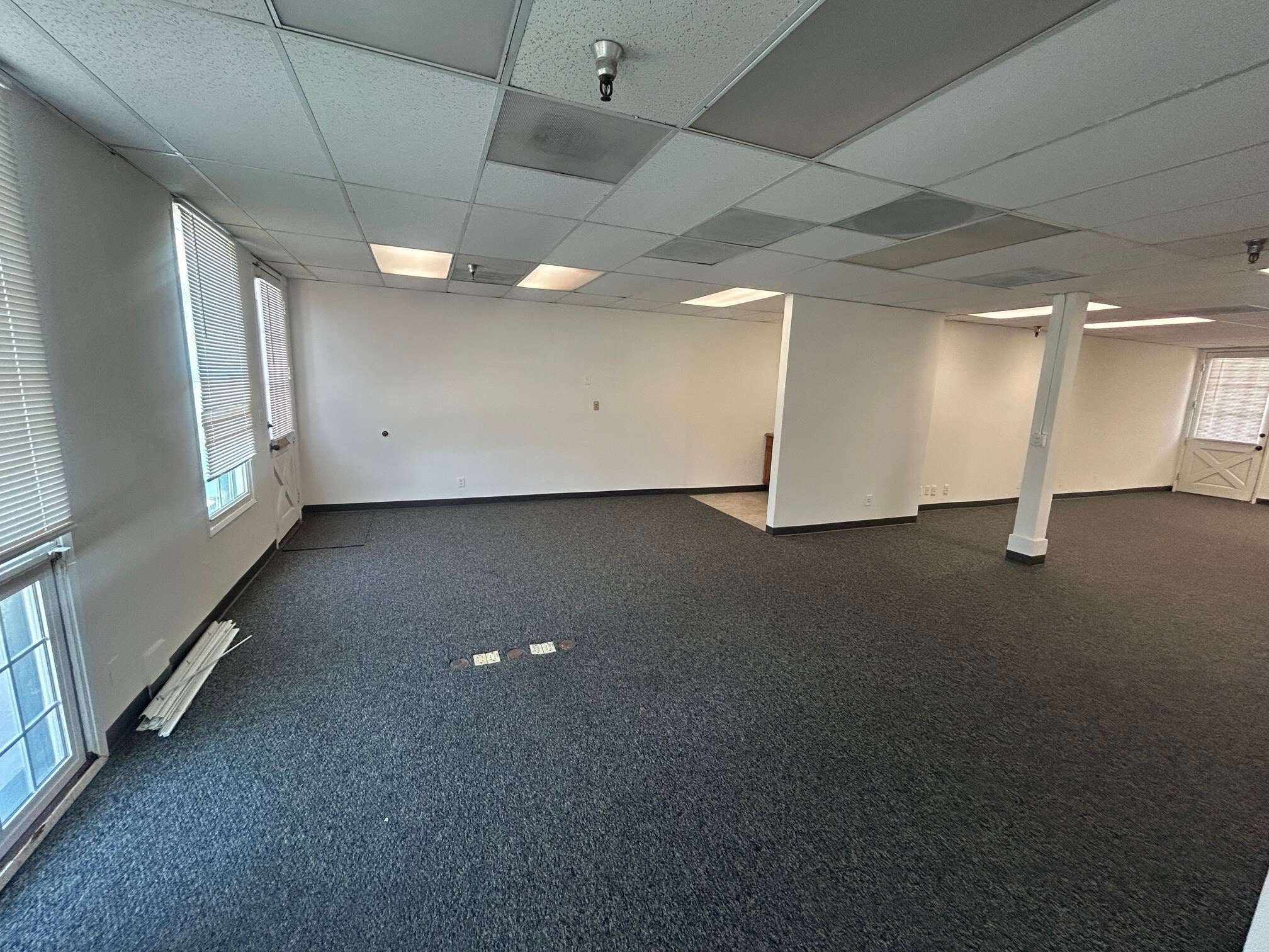 105 W Torrance Blvd, Redondo Beach, CA à louer Photo intérieure– Image 1 sur 4