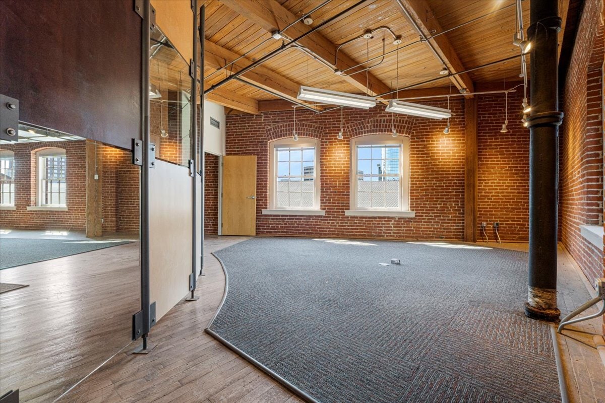 2020 Baltimore Ave, Kansas City, MO à louer Photo intérieure– Image 1 sur 10