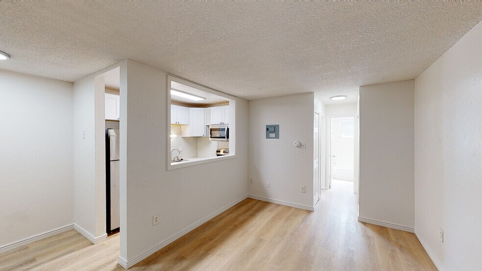 4050 S Bannock St, Englewood, CO à vendre - Numérisation 3D Matterport – Image 3 sur 23