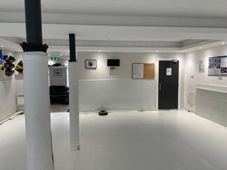 Plus de détails pour 64A Newhaven Rd, Edinburgh - Local commercial à louer