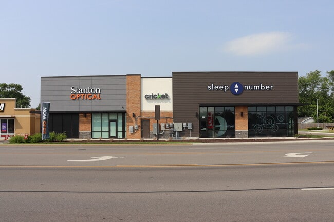 Plus de détails pour 1980 N National Rd, Columbus, IN - Local commercial à vendre