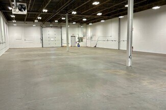 Plus de détails pour 134 New Boston St, Woburn, MA - Industriel/Logistique à louer