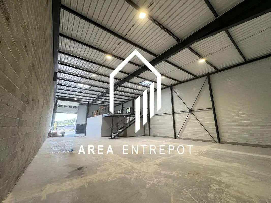 Local d’activités dans Gardanne à louer Photo intérieure– Image 1 sur 10