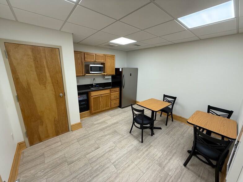 870 W King St, Boone, NC à louer - Photo intérieure – Image 3 sur 11
