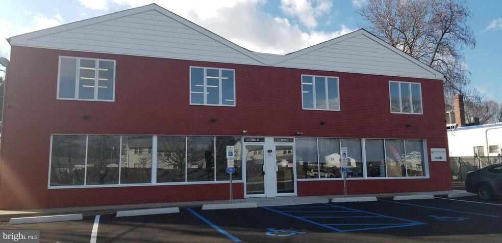 146 N Black Horse Pike, Haddon Township, NJ à louer - Photo de l’immeuble – Image 2 sur 2