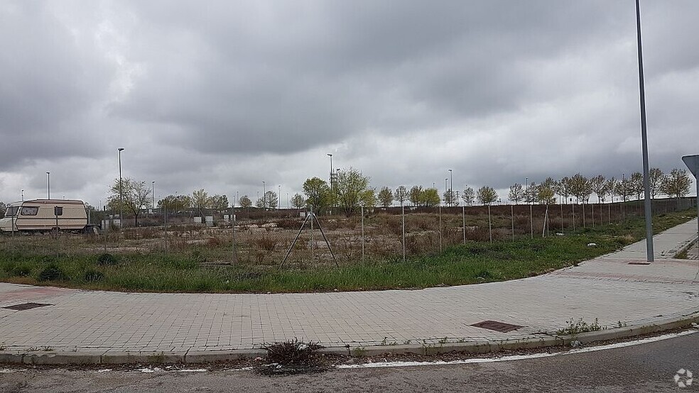 Terrain dans Leganés, Madrid à vendre - Photo de l’immeuble – Image 3 sur 3