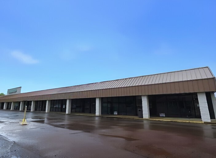 310 W North St, Kendallville, IN à louer - Photo de l’immeuble – Image 3 sur 9