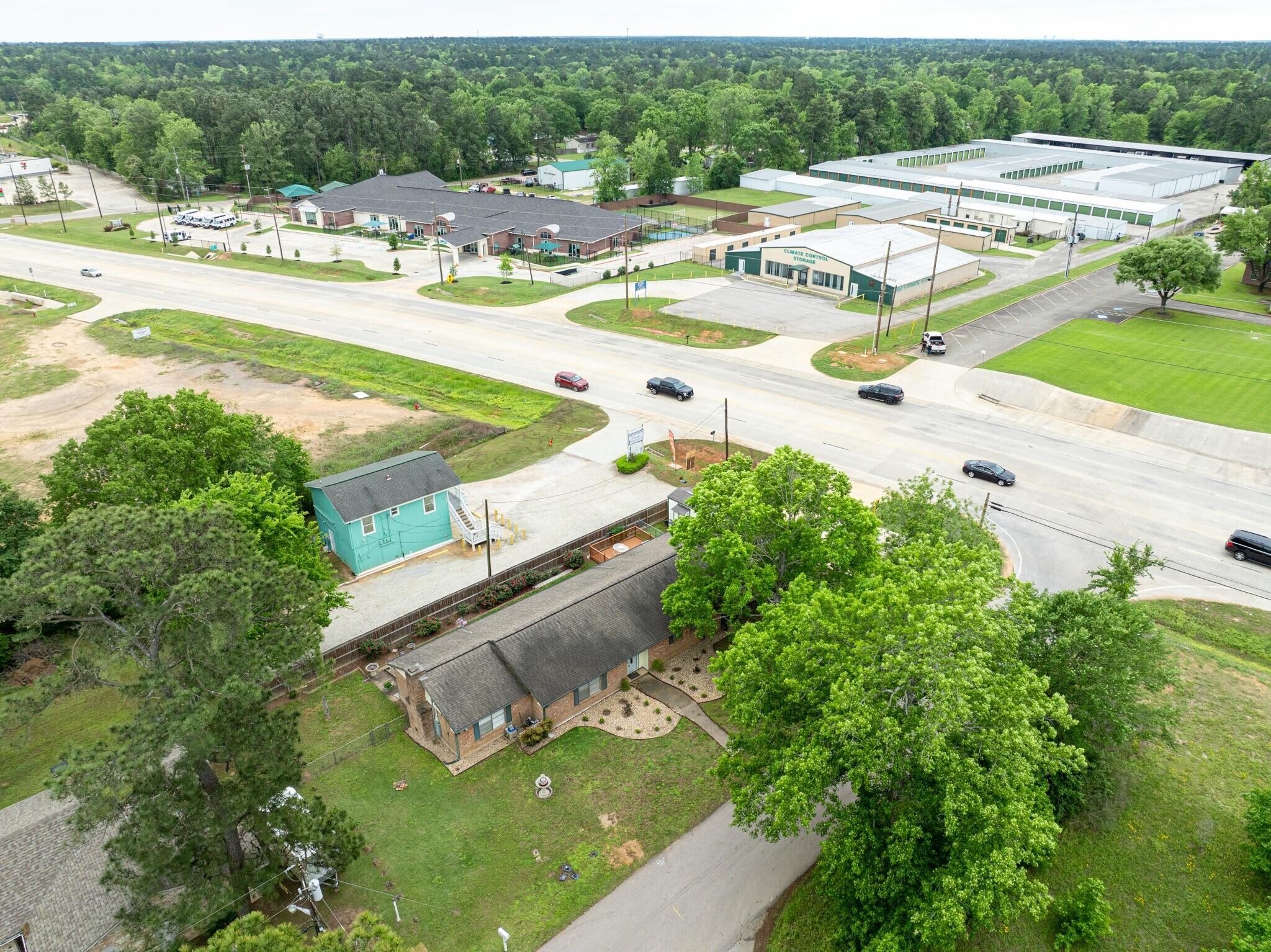 10192 FM 1097 Rd W, Willis, TX à vendre Photo principale– Image 1 sur 6
