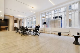 14 Passage Du Cheval Blanc, Paris à louer Photo intérieure– Image 2 sur 6