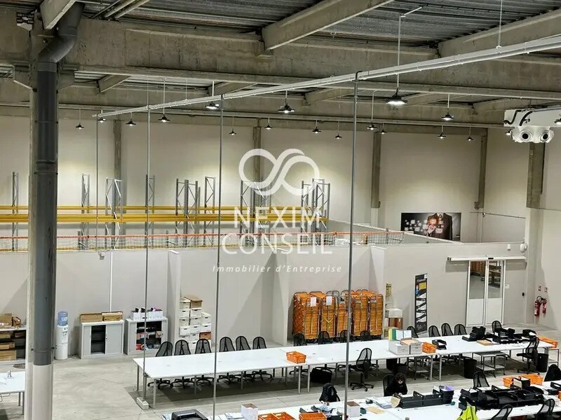 Industriel/Logistique dans Évry-Courcouronnes à louer Photo intérieure– Image 1 sur 4