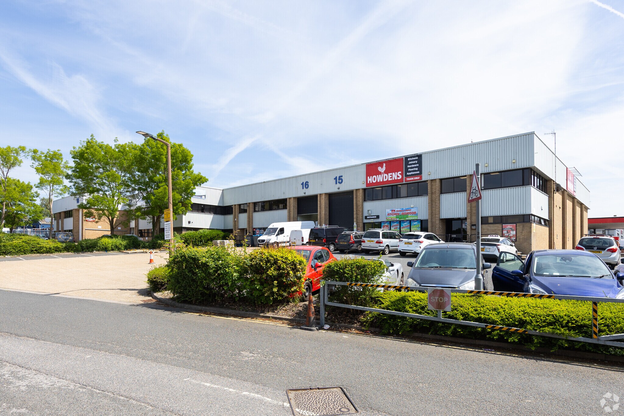 Fleming Way, Crawley à louer Photo de l’immeuble– Image 1 sur 6