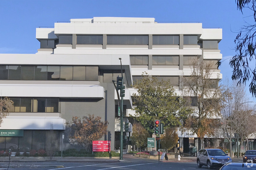 1646 N California Blvd, Walnut Creek, CA à louer - Photo de l’immeuble – Image 3 sur 3