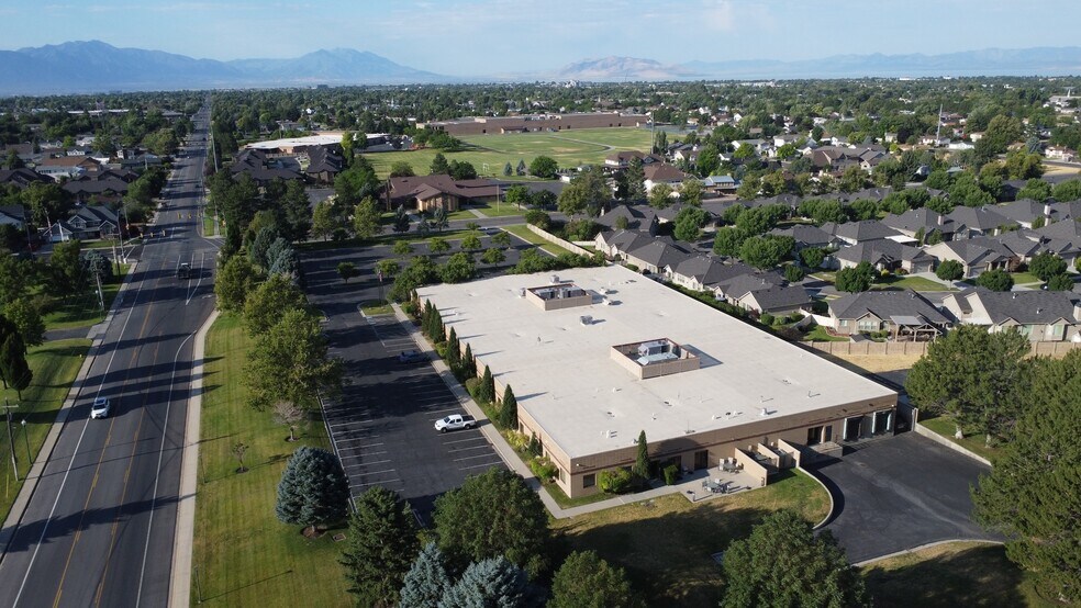 1201 N 800 E, Orem, UT à louer - Photo de l’immeuble – Image 3 sur 50