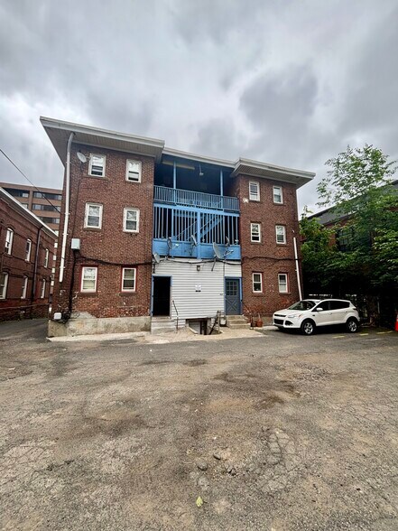479 Broad St, Hartford, CT à vendre - Photo de l’immeuble – Image 2 sur 10